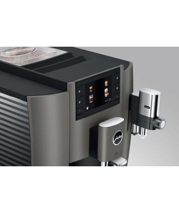 JURA E8 Dark Inox (EC) avec 73 € de café offert et 2+1 an extra de garantie ou a consommer sur place